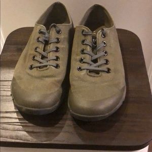 NoBull original canvas trainer 9.5
